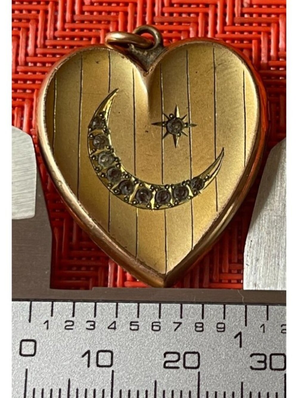 Antique Victorian GF Heart Locket With Crescent Moon & Star Design Paste Stones - Picture 4 of 7